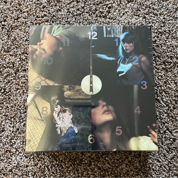 NEW Taylor Swift Midnights Puzzle - Picture 2 of 7